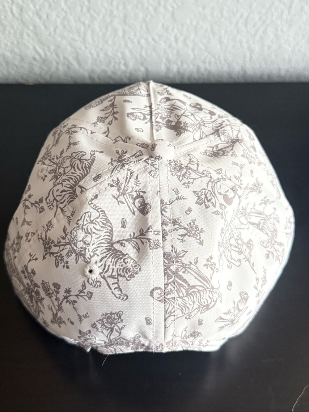 TPC Scottsdale White Floral Tiger Rope Trucker Hat Golf Snapback - Picture 3 of 9